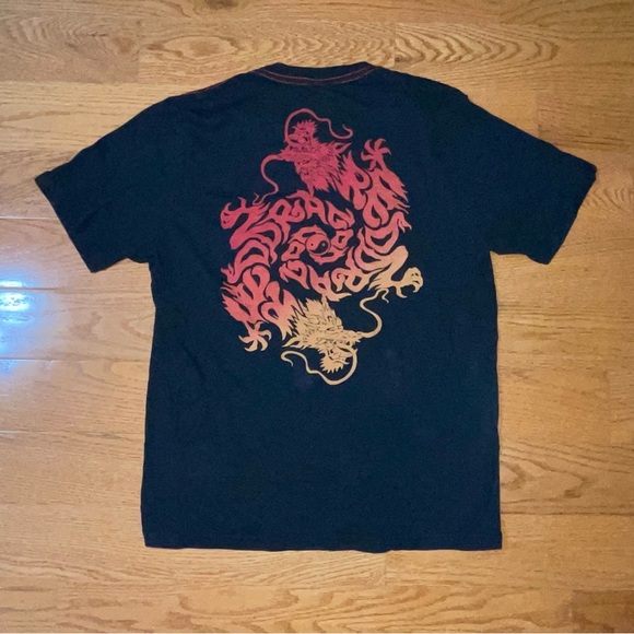 Lucky Brand Red Dragon Racing Crew Black T-Shirt - Size Medium - Picture 5 of 6